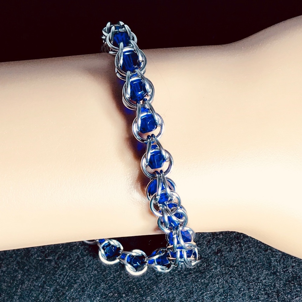 Artisan Captured Crystal Bracelet in Sapphire